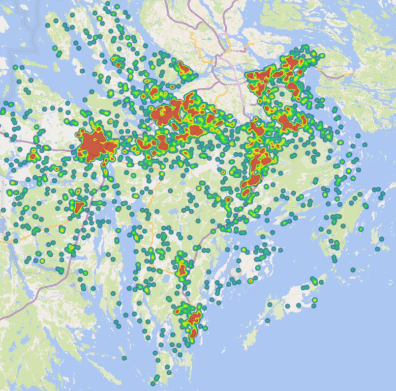 Karta över södra Stockholms län. Kartan har markeringar som visar var bränder har uppstått. Flest markeringar är det kring tätbebyggda områden